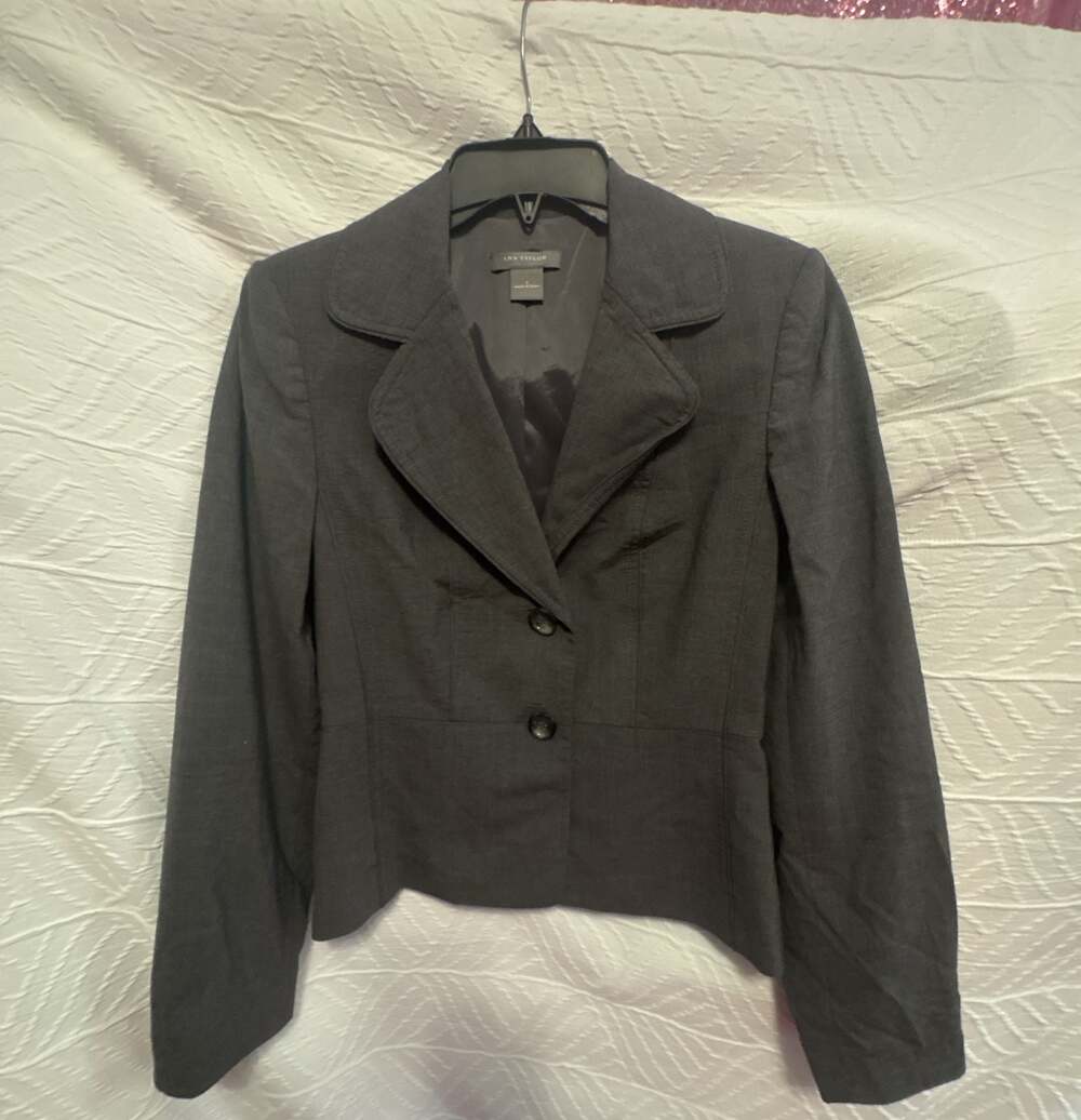 Ann Taylor Dark Gray Blazer Jacket Size 2 Two Button Business Workwear